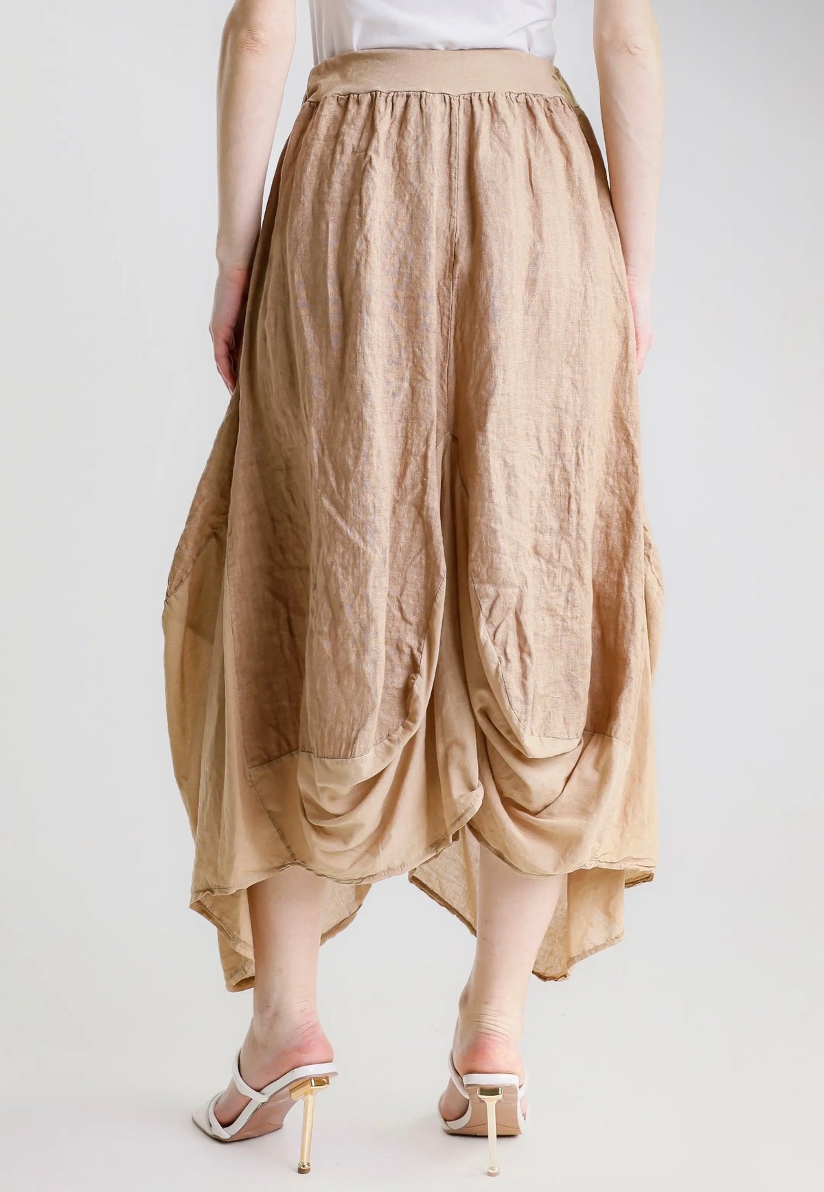 Camel linen-cotton bunched skirt with elastic waistband and side pockets
