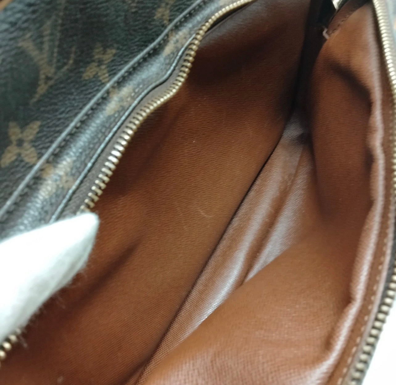 Vintage Louis Vuitton "Nile" Bag
