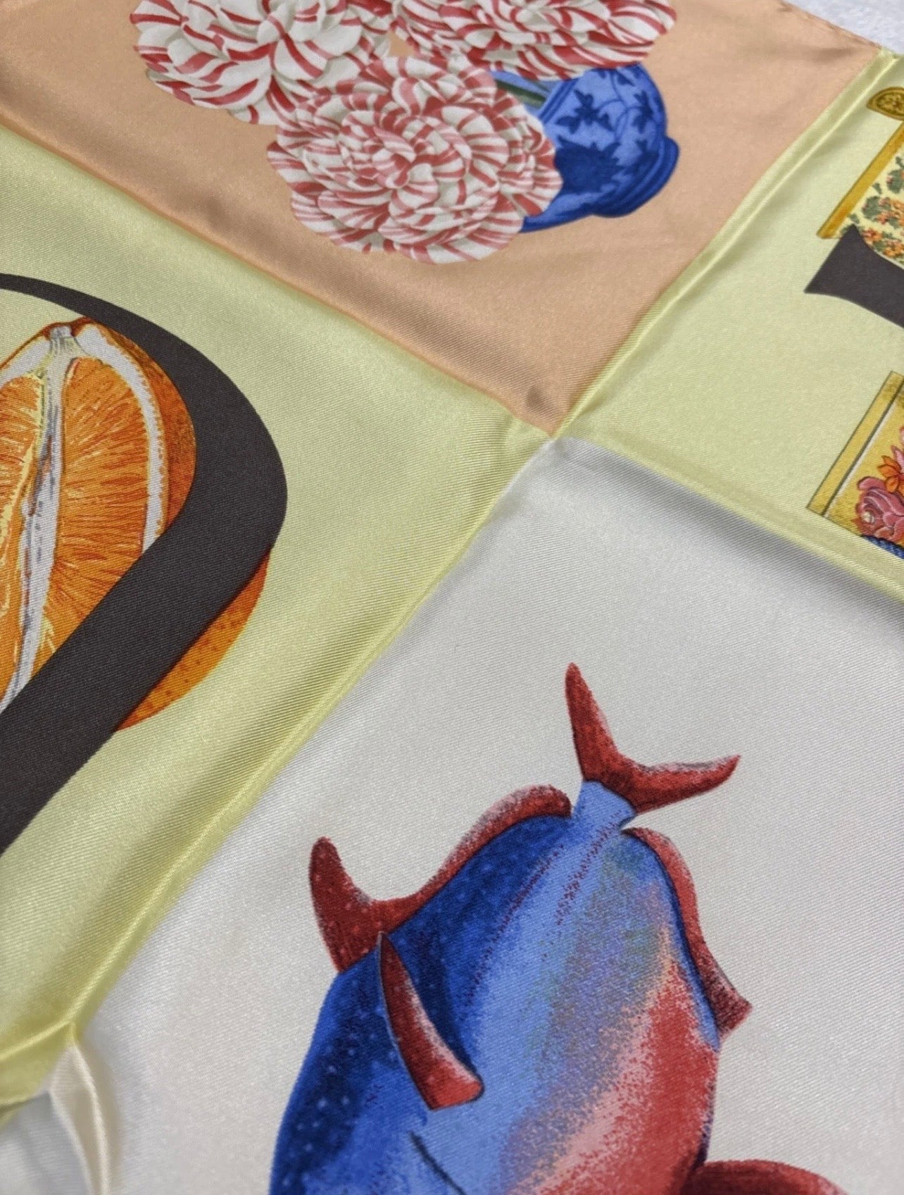 {RARE} Gucci Alphabet Silk Scarf