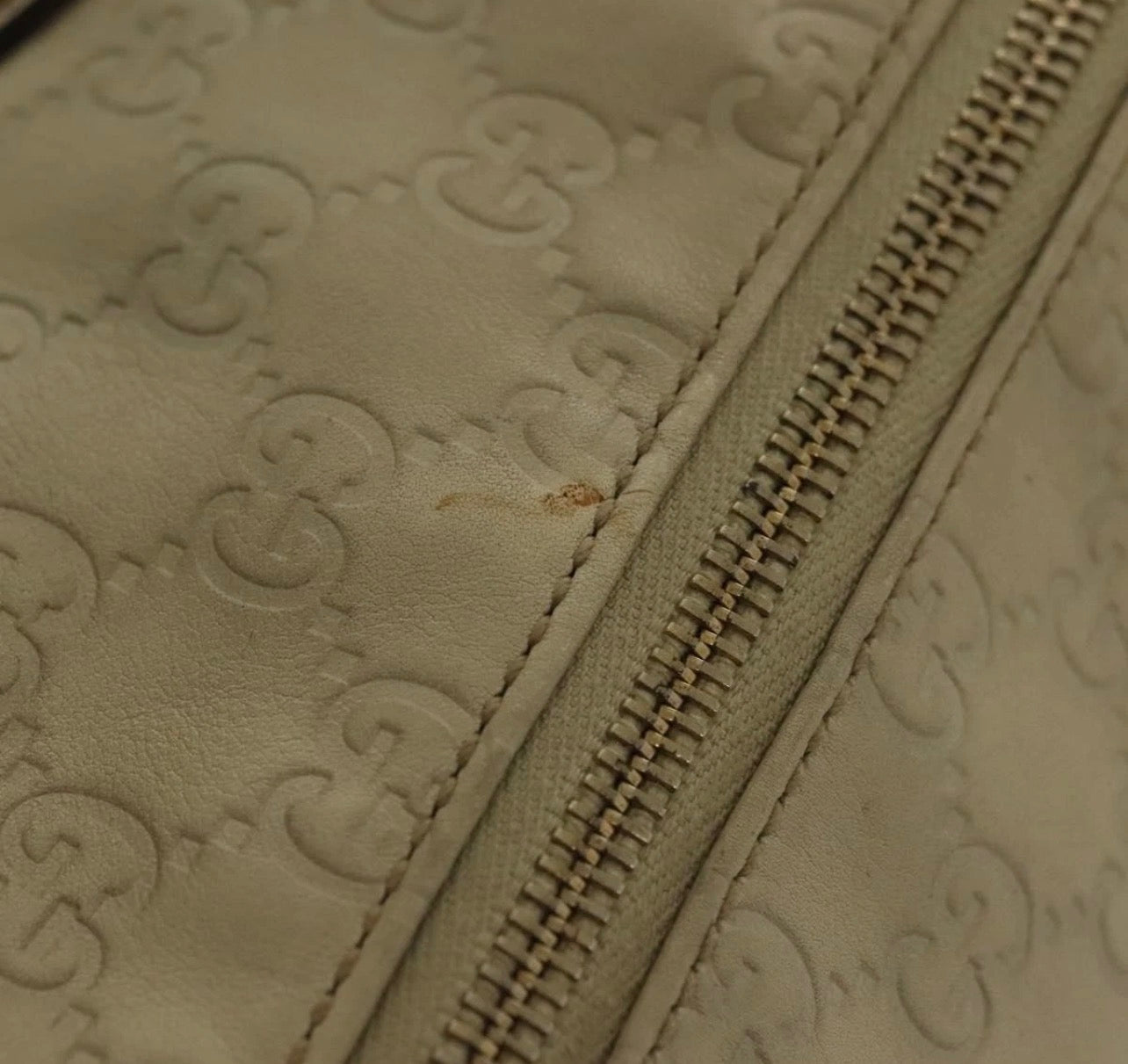 GUCCI GG Leather Guccissima Handbag
