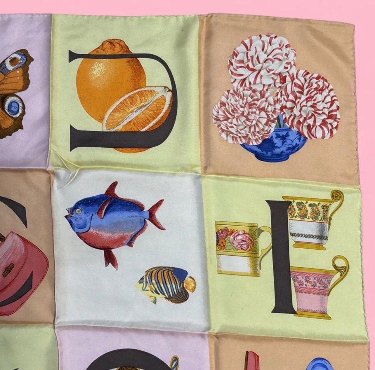 {RARE} Gucci Alphabet Silk Scarf