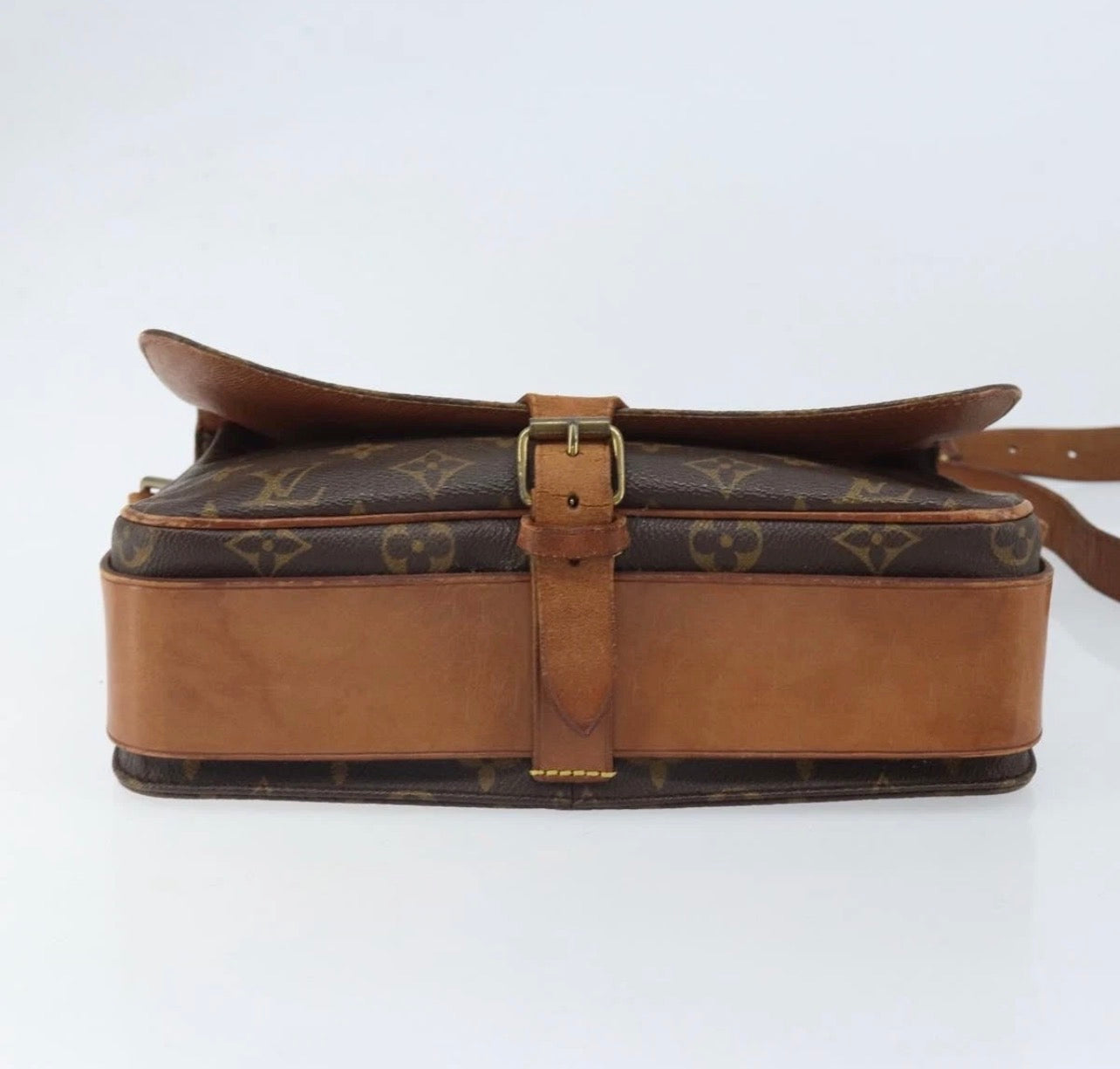 Vintage LOUIS VUITTON Cartouchiere GM