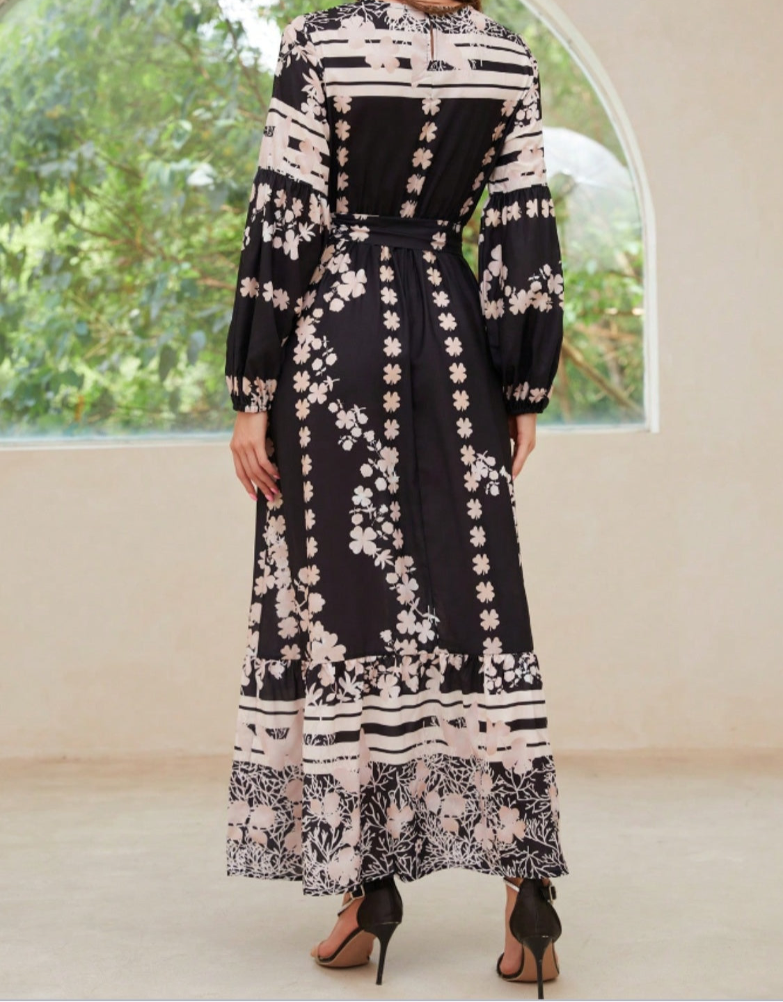 Printed Round Neck Long Sleeve Maxi Dress with Pockets