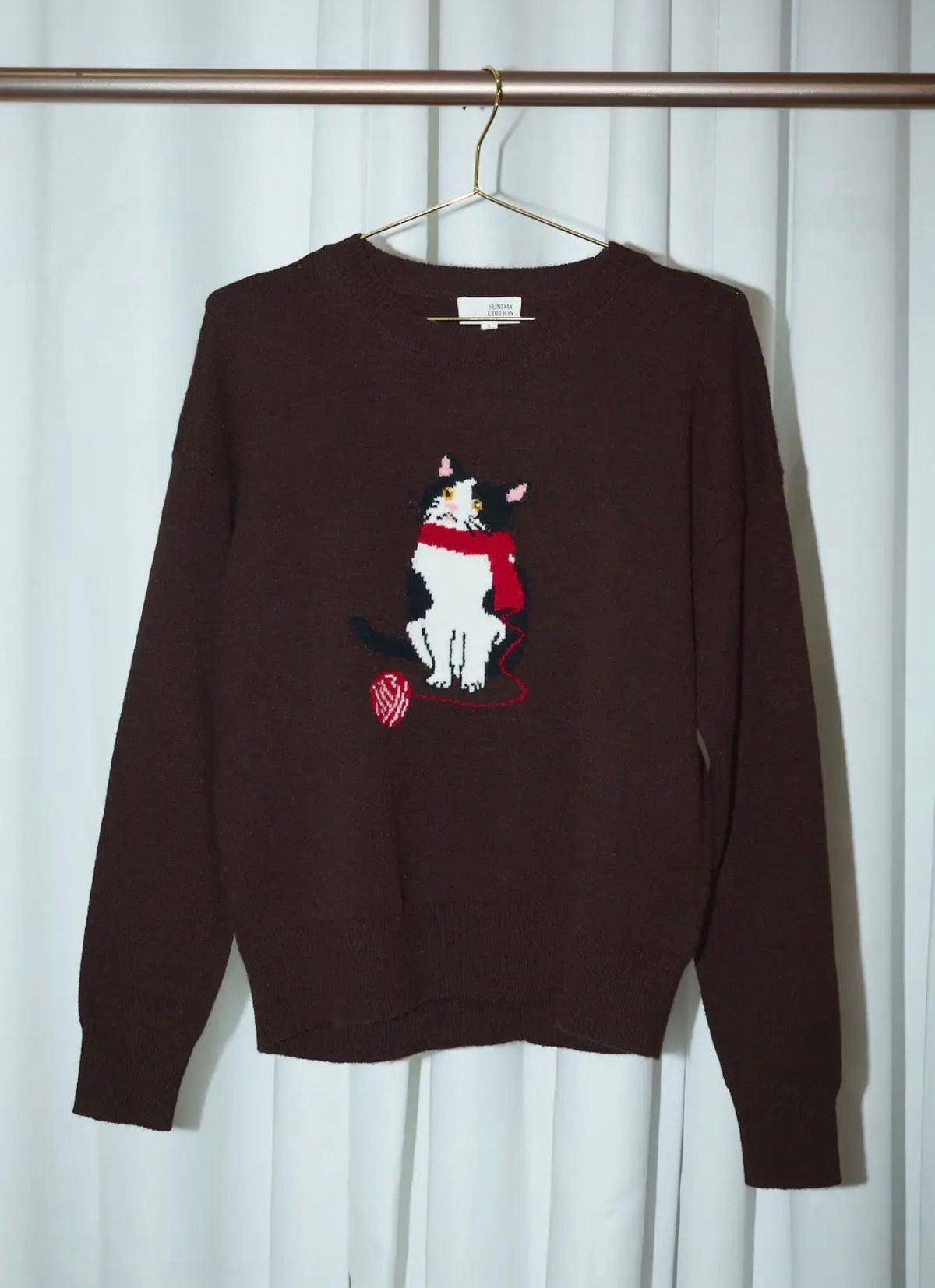Round Neck Cat Graphic Scarf Long Sleeve Knit Sweater