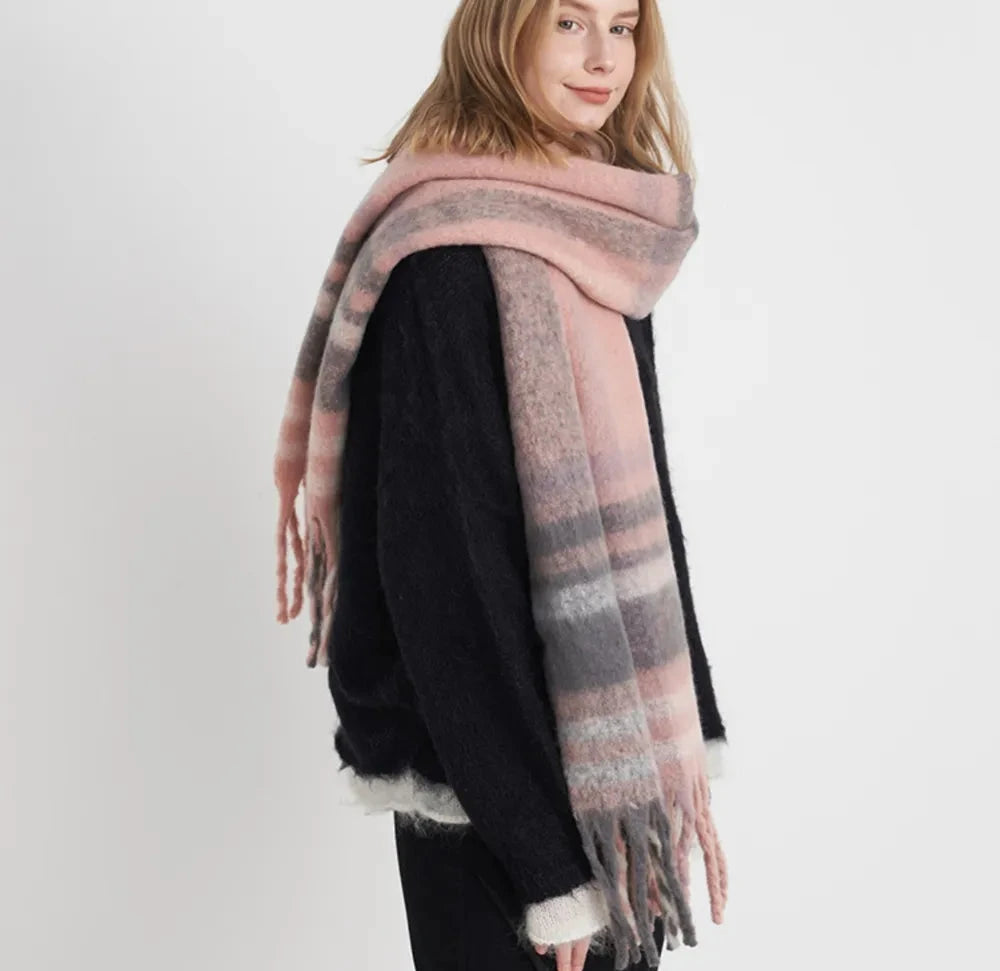 444b7e7b-9b7a-4eb8-81d6-a314f6603c39-Max