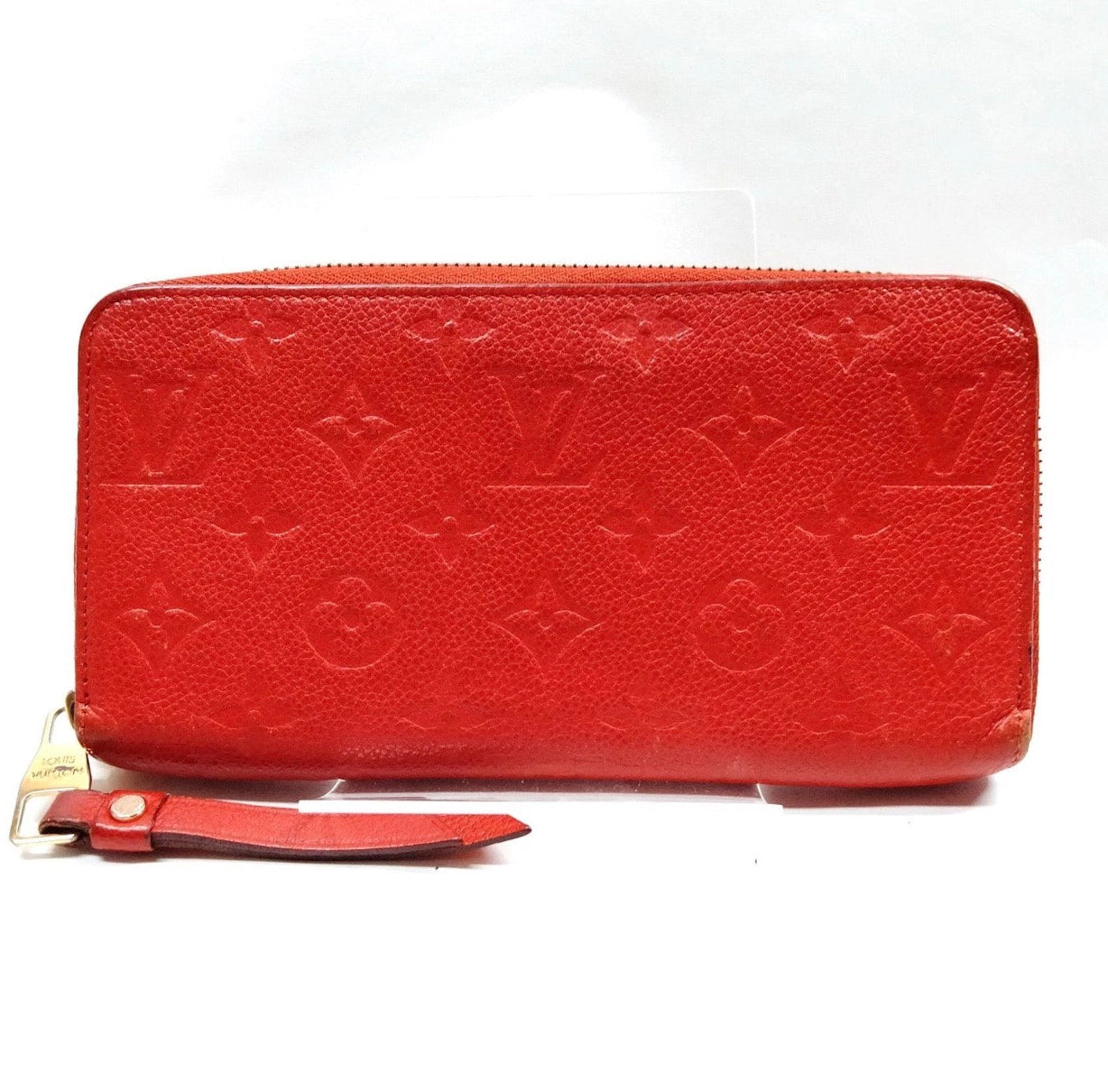 Pre-loved Louis Vuitton Leather Zippy Wallet