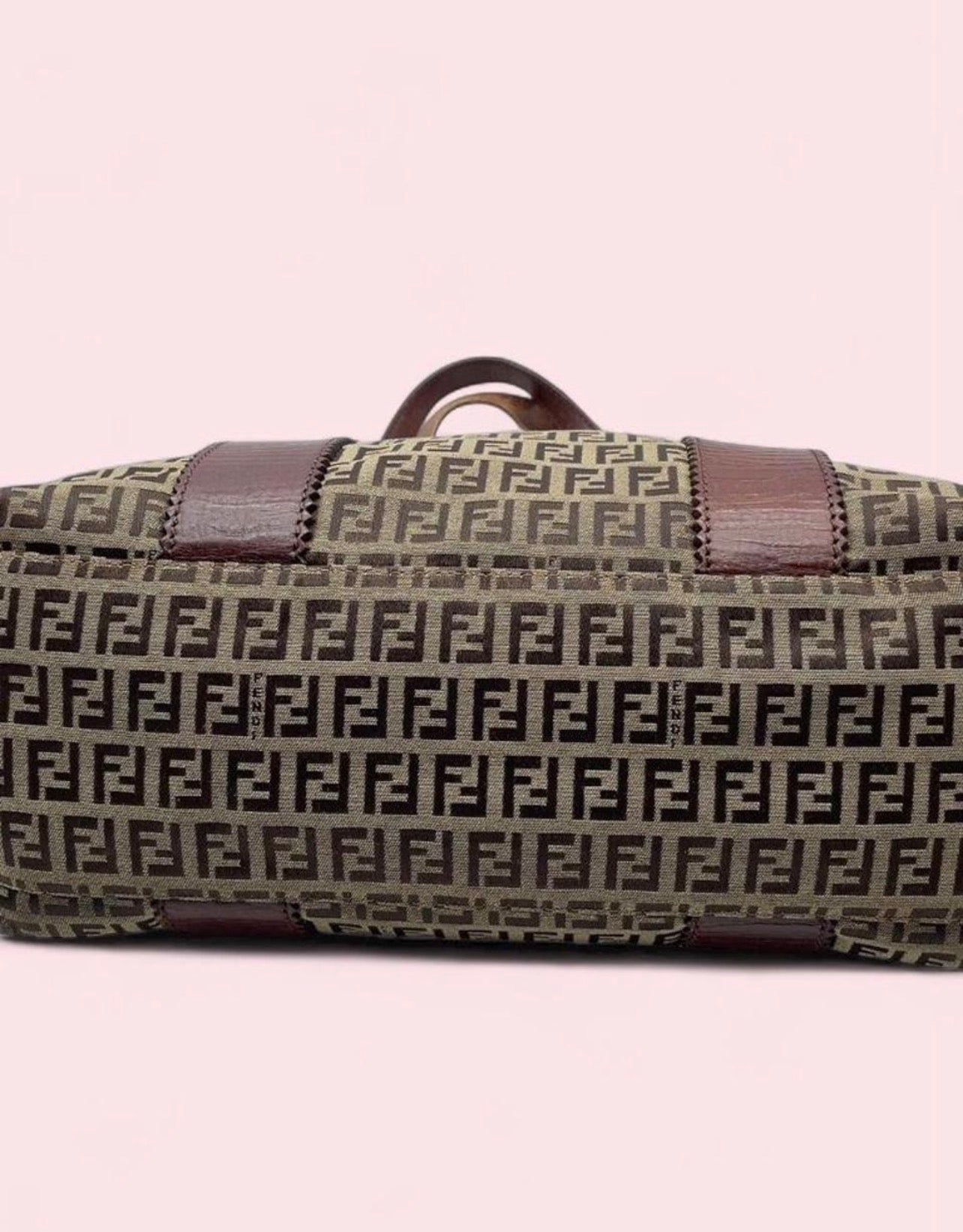 Pre-loved Fendi brown leather tote bag with gold hardware