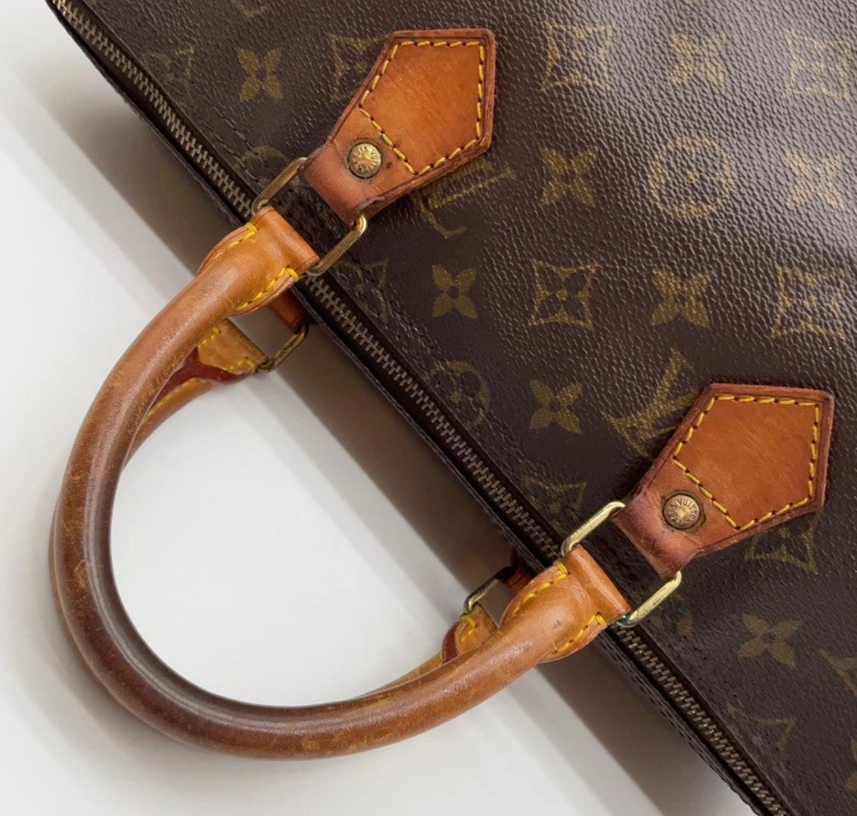 Louis Vuitton Monogram Speedy 35