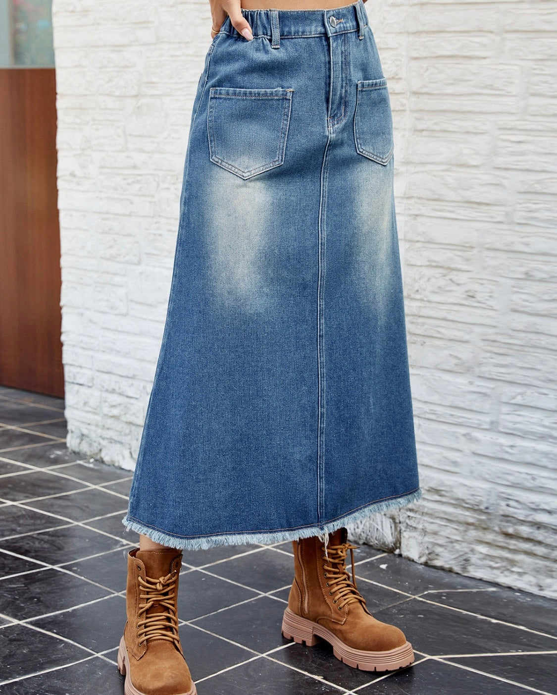 Raw Hem Buttoned Denim Skirt with Pockets