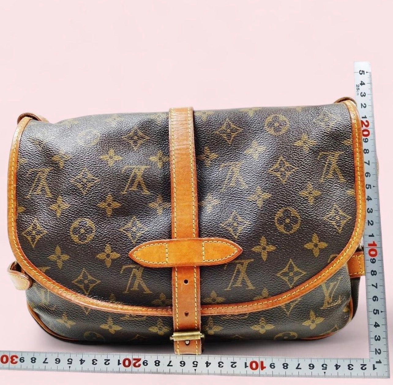 Vintage Louis Vuitton Crossbody bag Saumur 30 (1989)