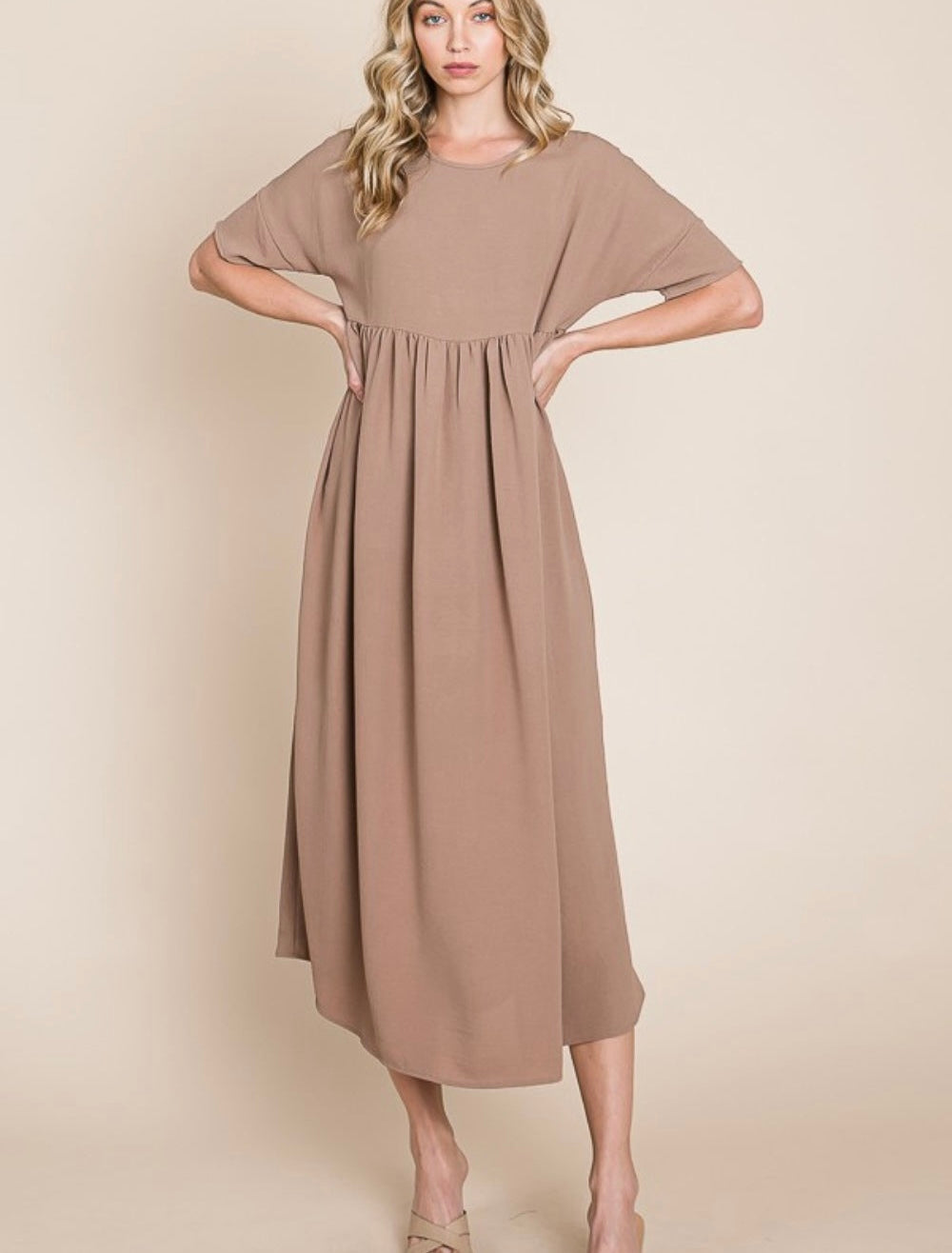 BOMBOM Round Neck Ruched Midi Dress