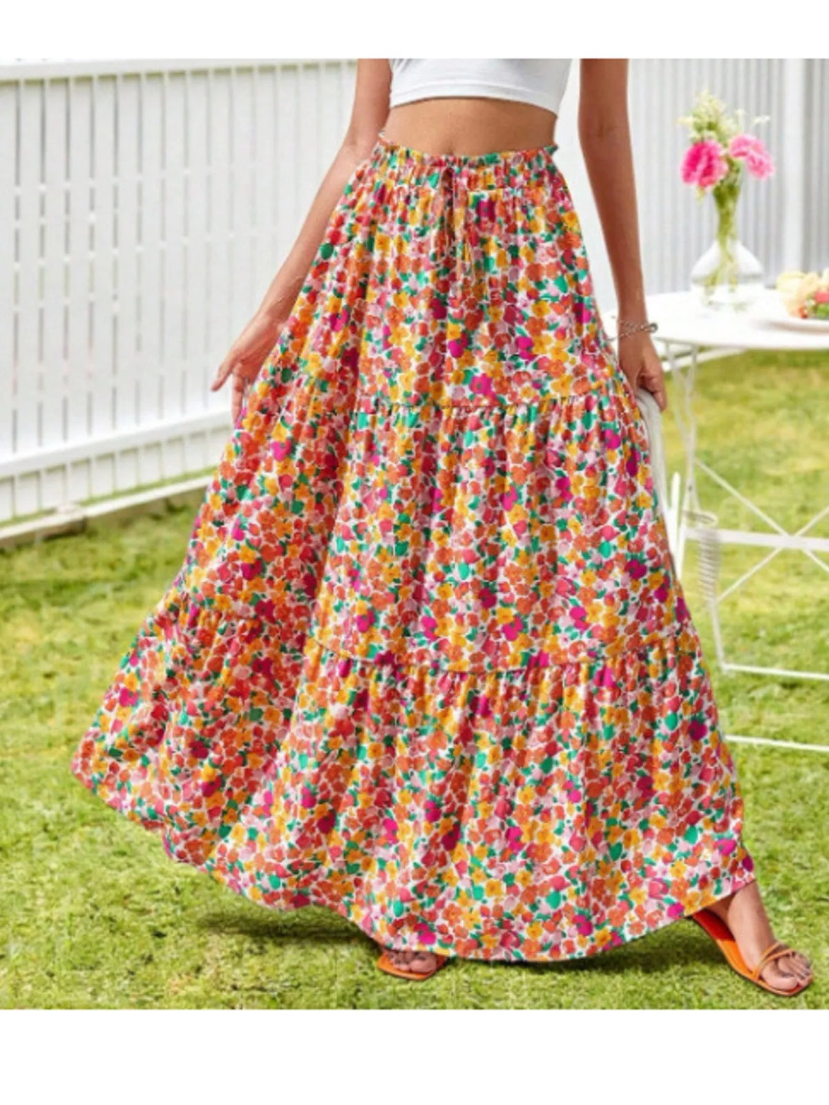 Multicolor tiered midi skirt with elastic waistband and gathered ruffle tiers