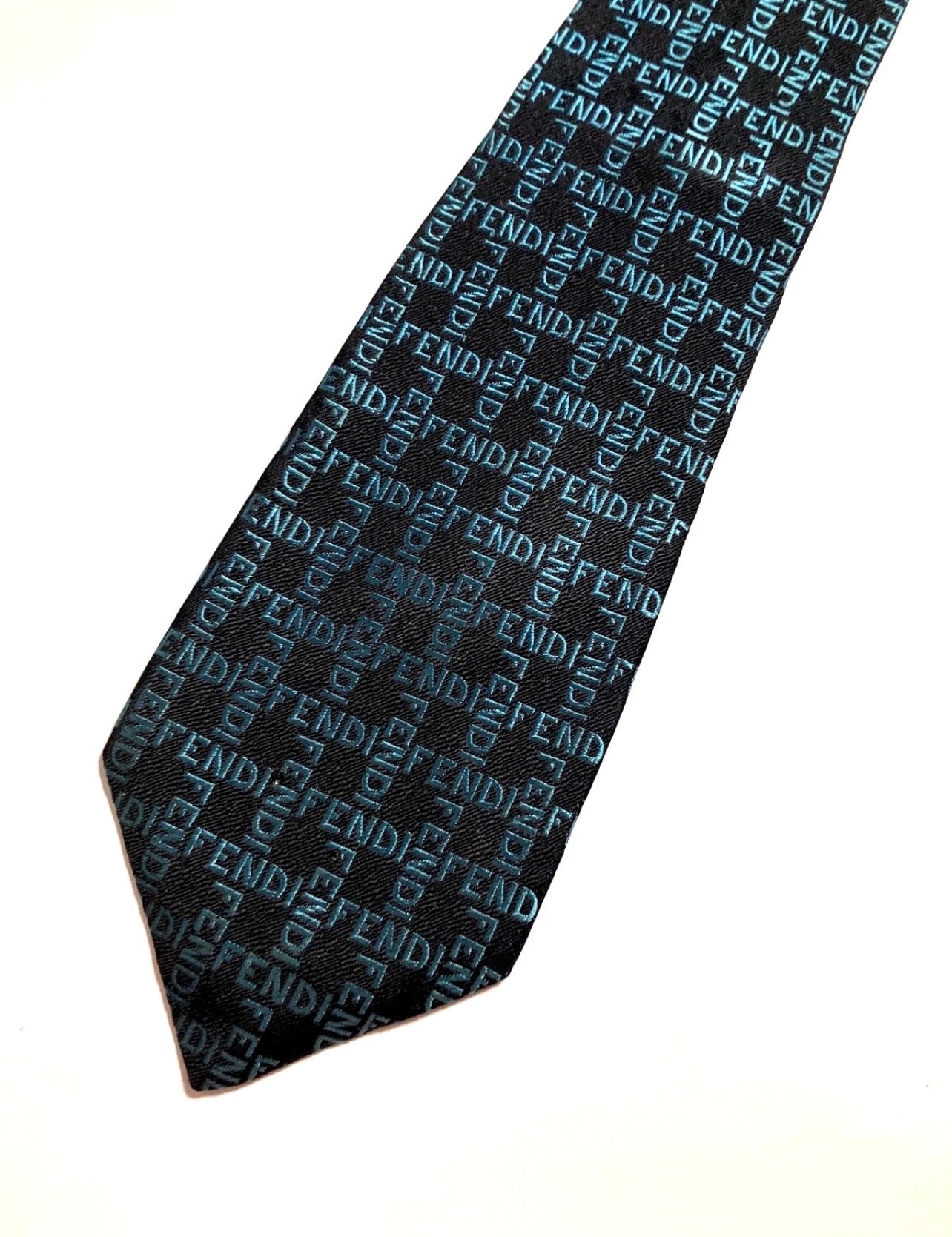 Men's VINTAGE FENDI 100% Silk TIE