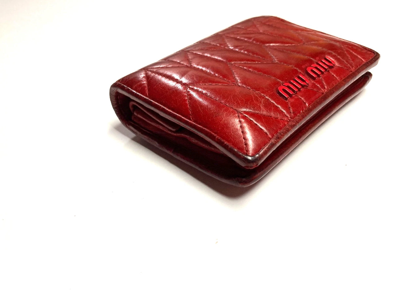 MIU MIU VINTAGE SHEENY QUILTING PATENT LEATHER WALLET