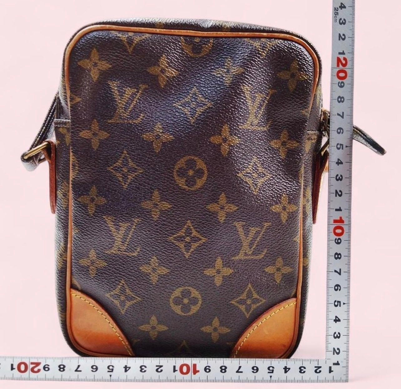 Vintage Louis Vuitton LV Crossbody bag Amazon (1988)