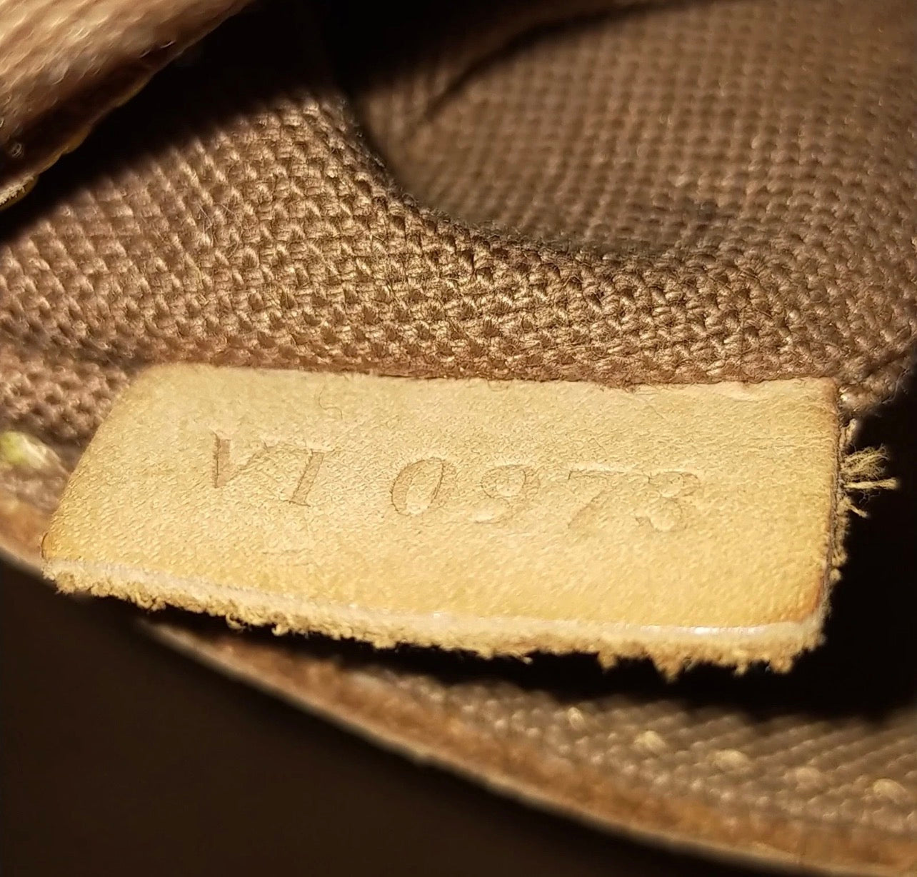 Vintage Louis Vuitton Alma (1993)