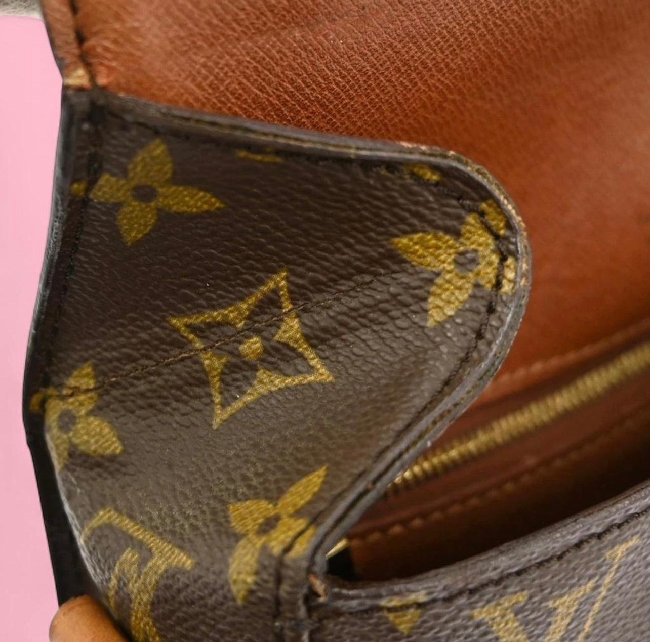 Authentic LOUIS VUITTON SAINT CLOUD GM SHOULDER BAG