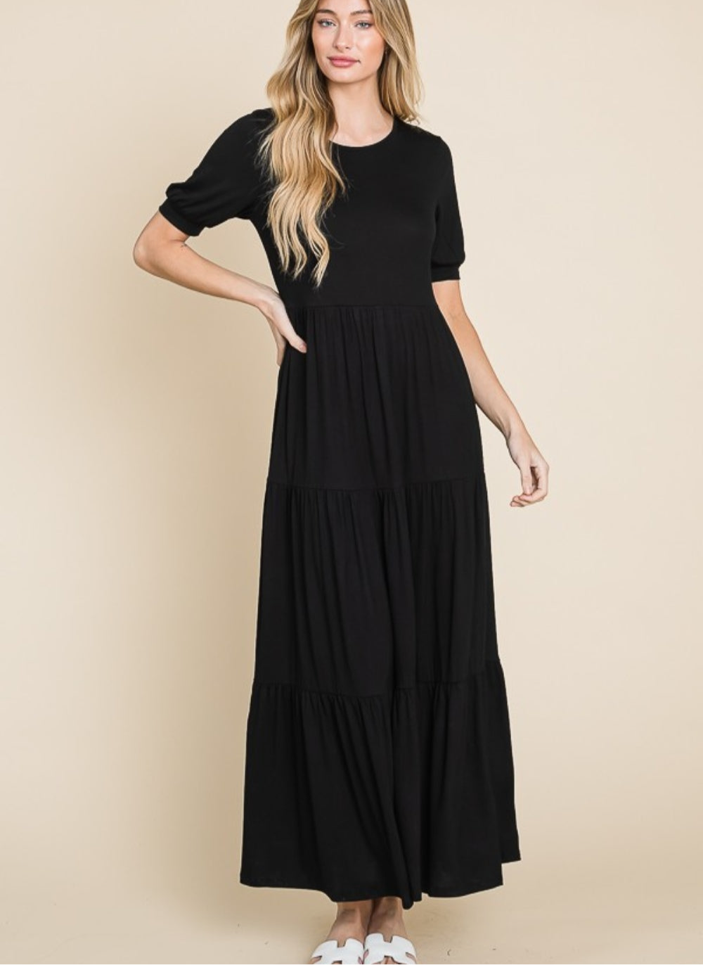 BOMBOM Short Sleeve Tiered Maxi Dress