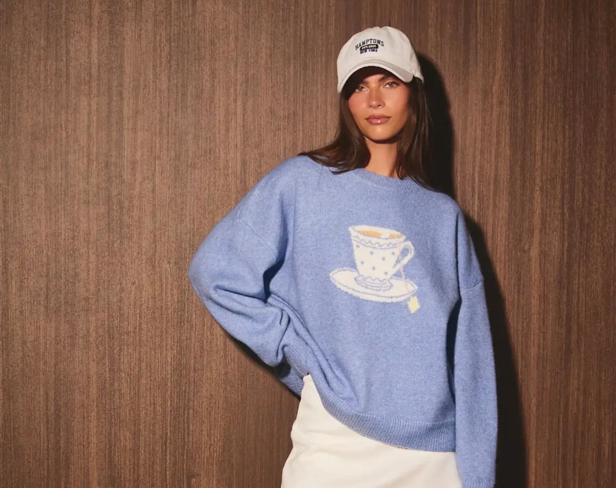 Teacup Graphic Oversized Crew Neck
Knit Sweater