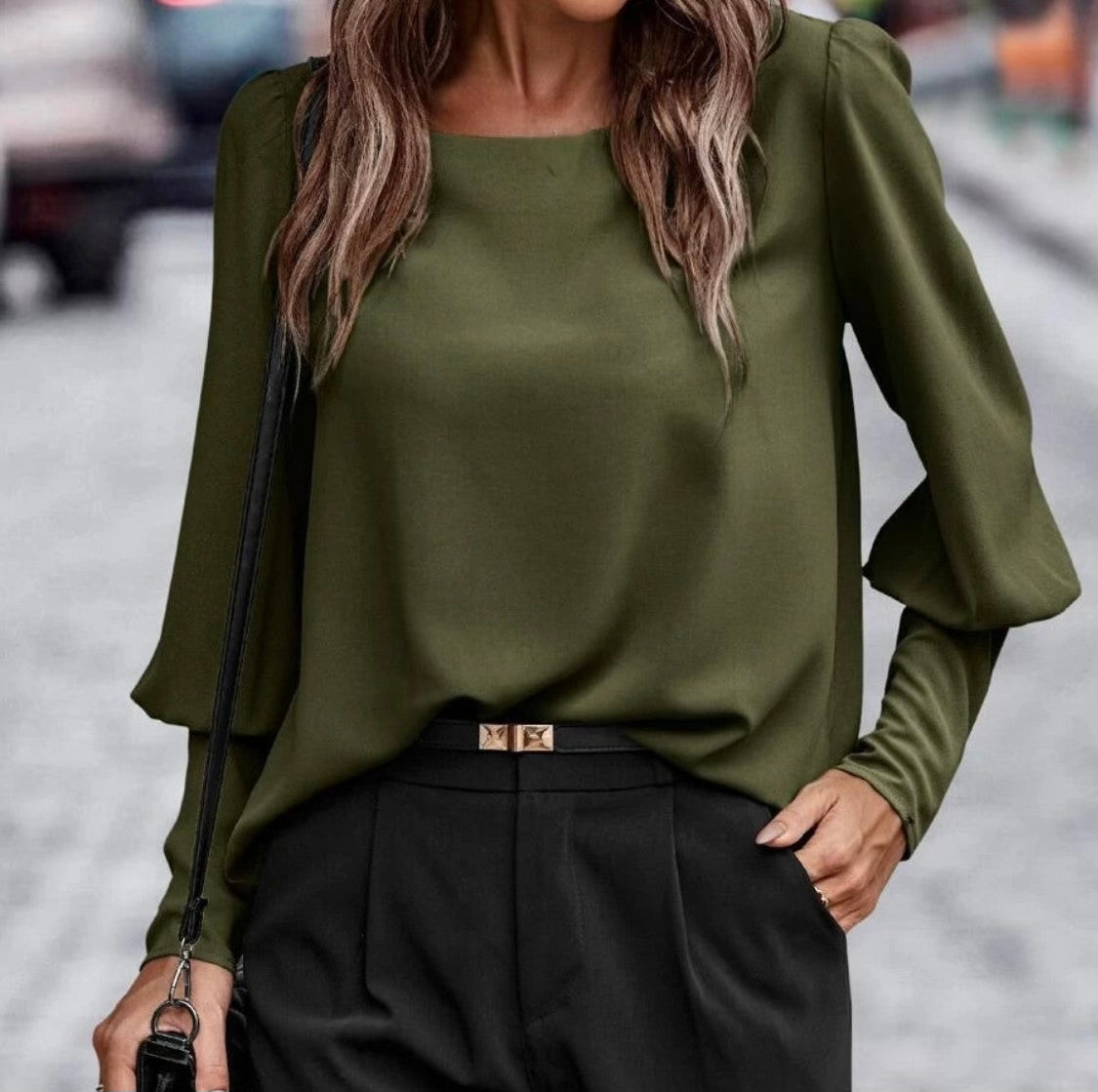 Round Neck Lantern Sleeve Blouse