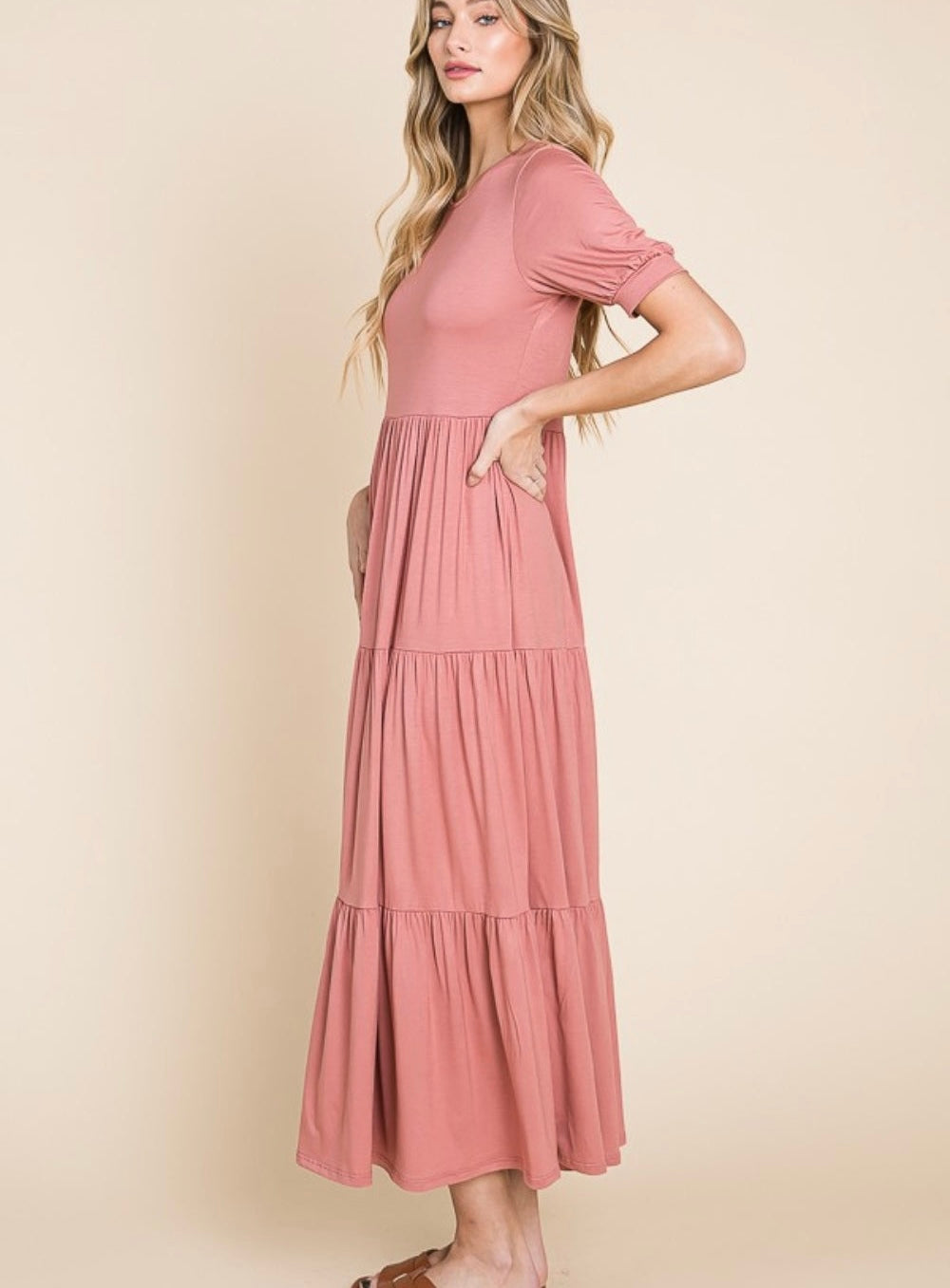 BOMBOM Short Sleeve Tiered Maxi Dress