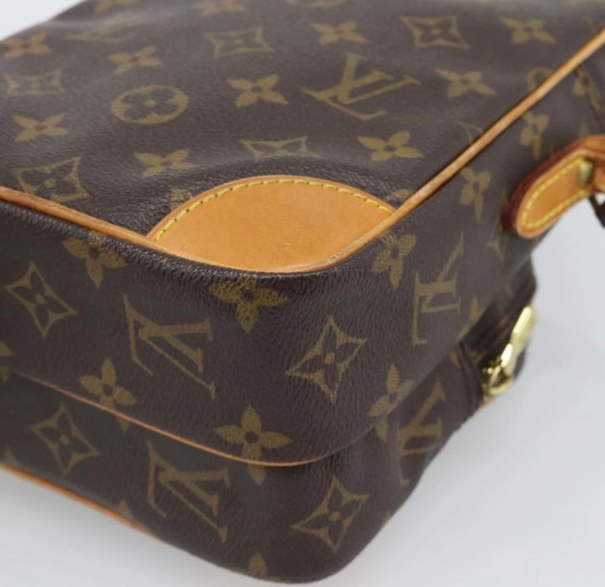 Vintage LOUIS VUITTON Amazon Shoulder Bag