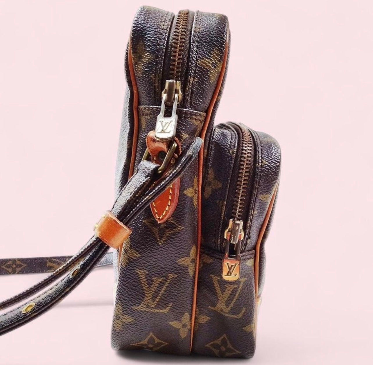 Vintage Louis Vuitton LV Crossbody bag Amazon (1988)