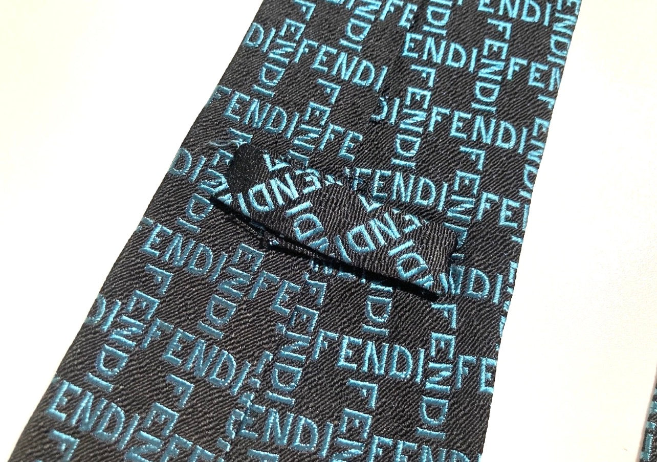 Men's VINTAGE FENDI 100% Silk TIE