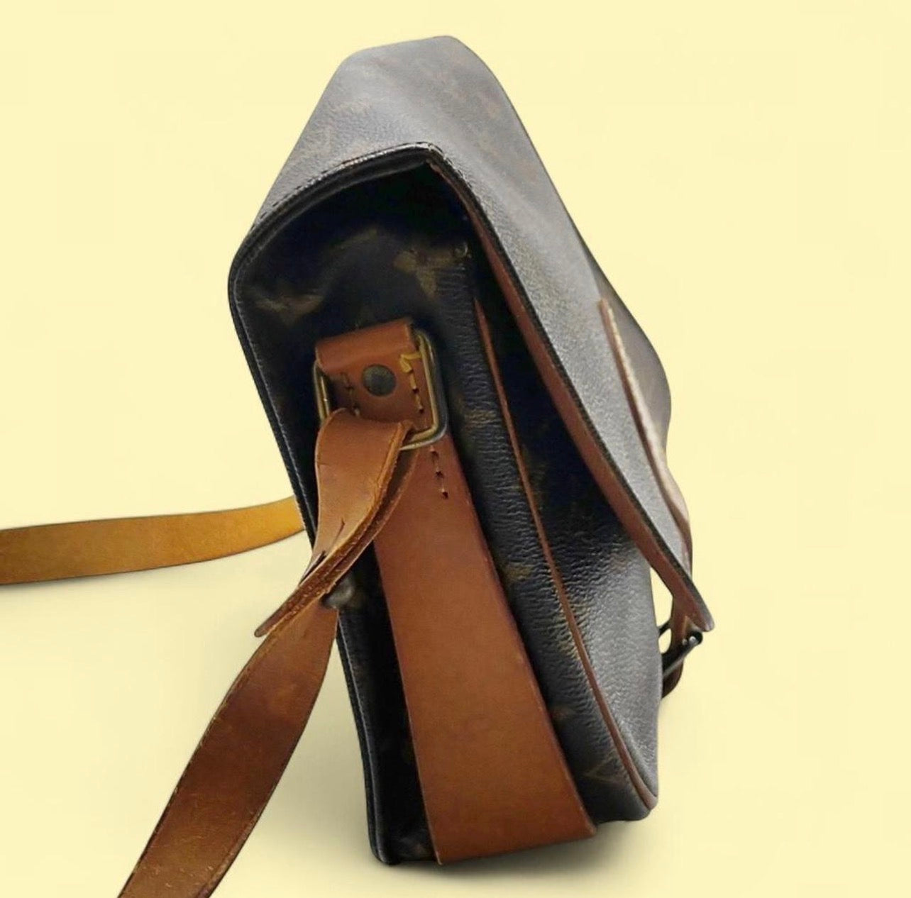 Vintage (1990) Louis Vuitton Cartouchiere MM Brown Monogram