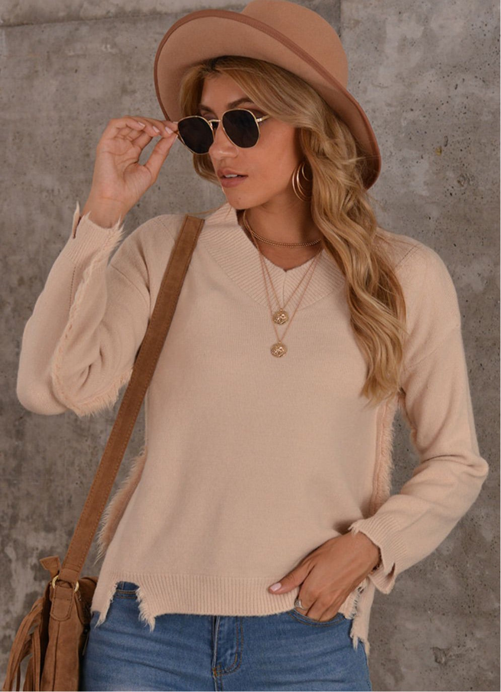 Frayed Trim V-Neck Sweater