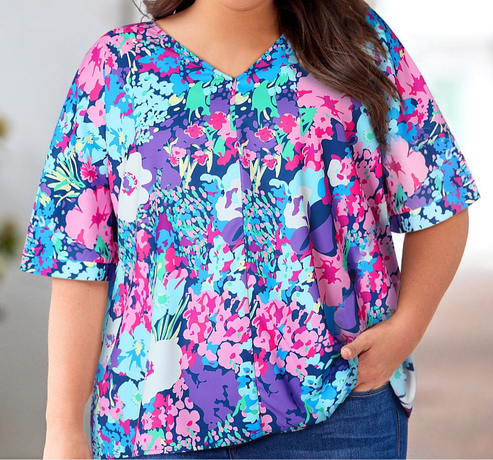 Floral Center Seam V-Neck Blouse