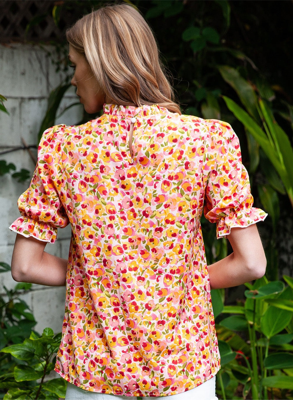 Floral Puff Sleve Keyhole Blouse