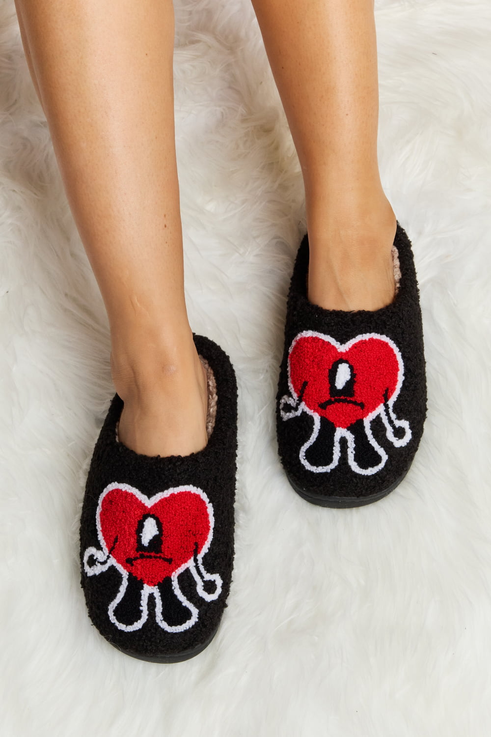 Melody Love Heart Print Plush Slippers