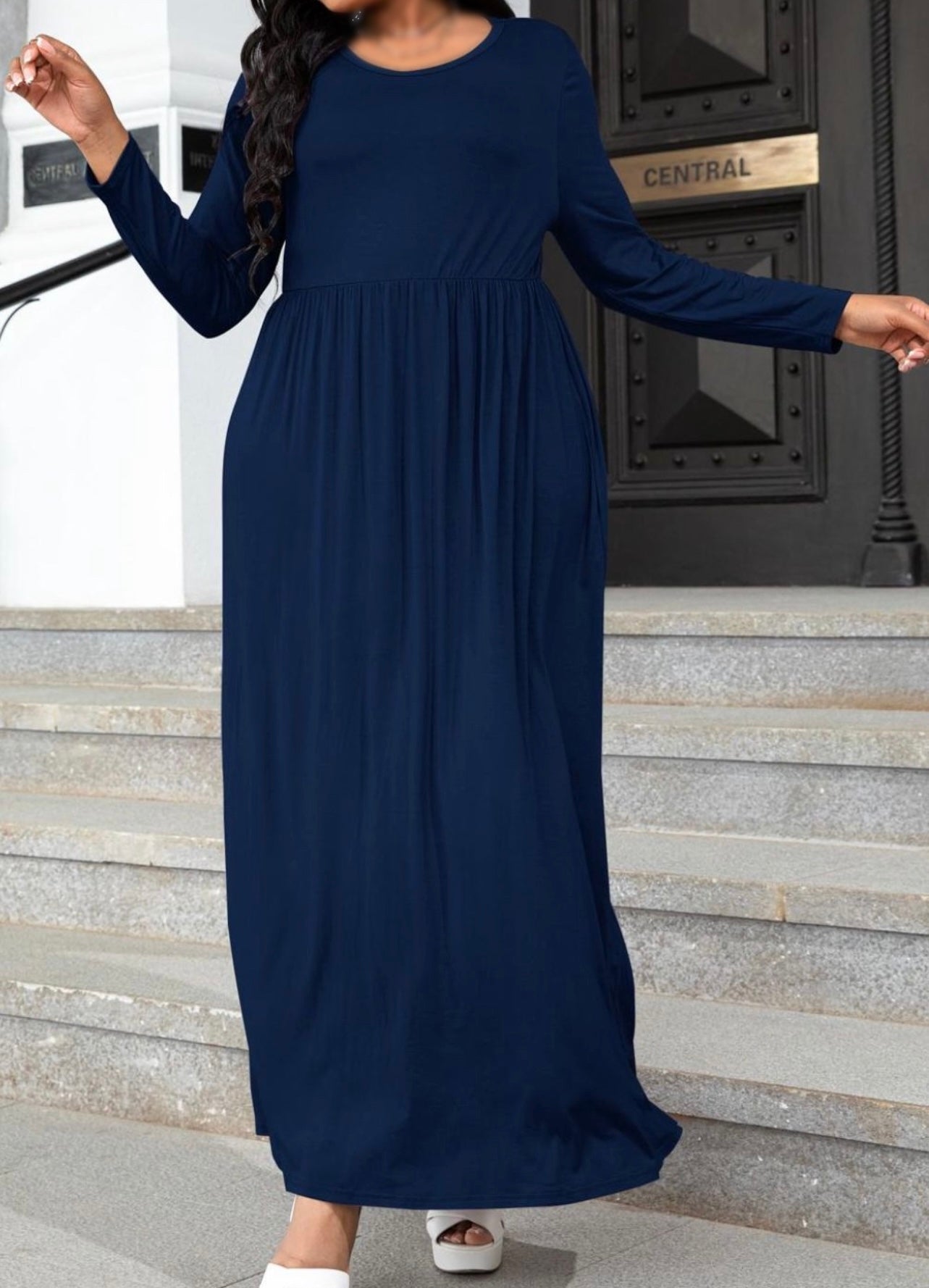 Plus Size Round Neck Long Sleeve Maxi Dress with Pockets